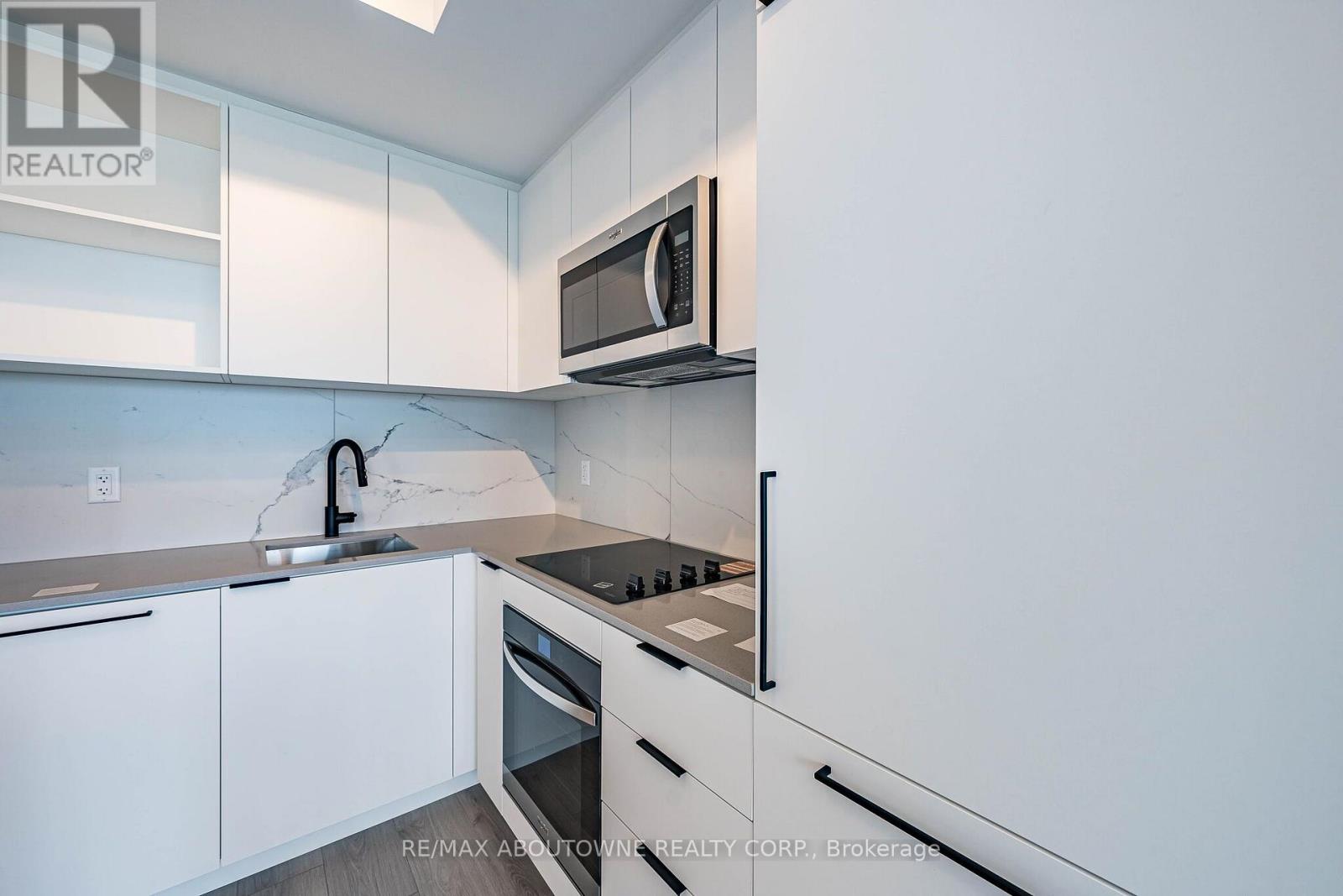 2703 - 1185 Dupont Street, Toronto, Ontario  M6H 0G5 - Photo 20 - W13845620