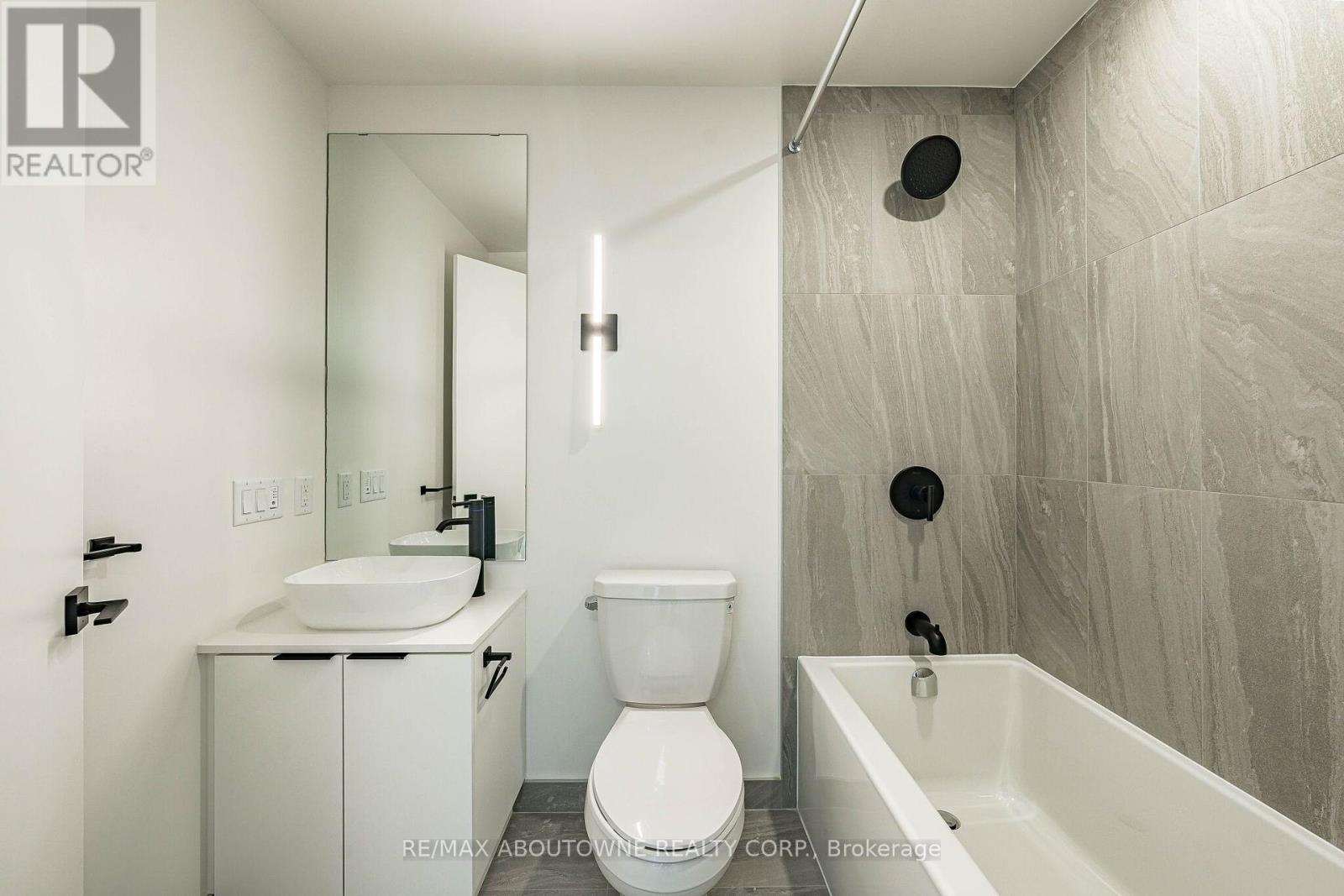 2703 - 1185 Dupont Street, Toronto, Ontario  M6H 0G5 - Photo 24 - W13845620