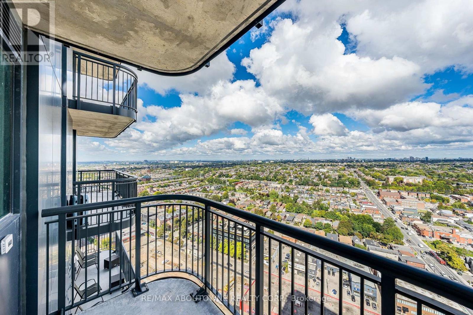 2703 - 1185 Dupont Street, Toronto, Ontario  M6H 0G5 - Photo 29 - W13845620