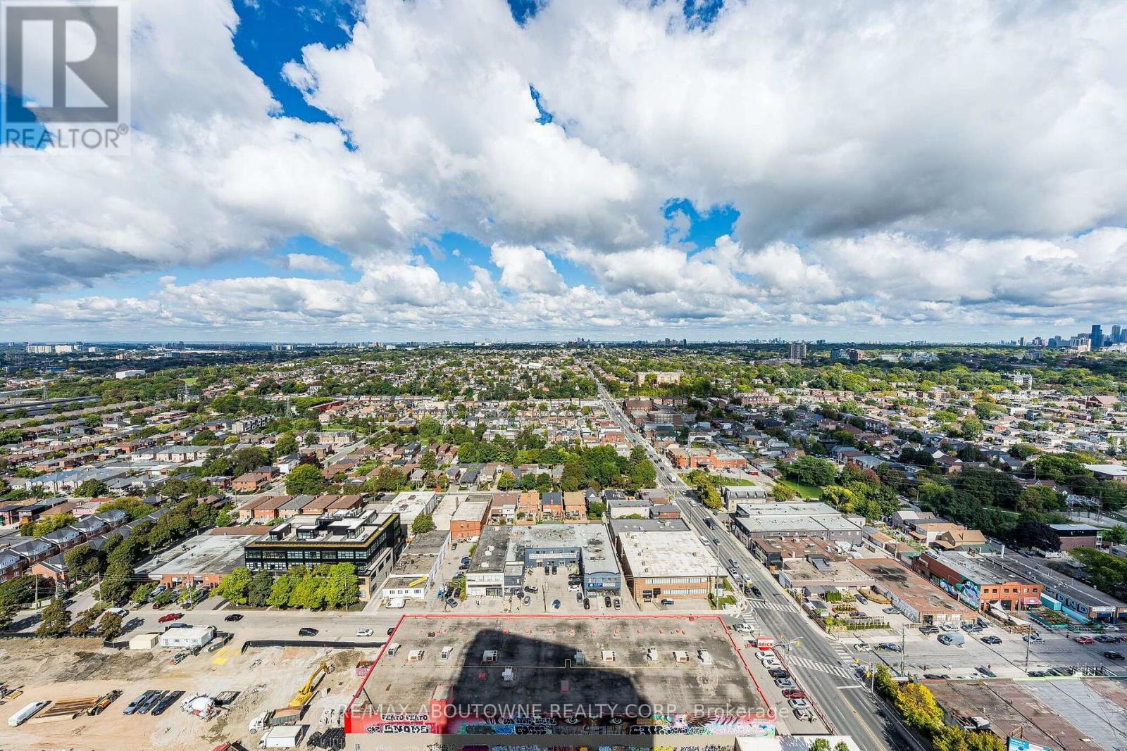 2703 - 1185 Dupont Street, Toronto, Ontario  M6H 0G5 - Photo 31 - W13845620