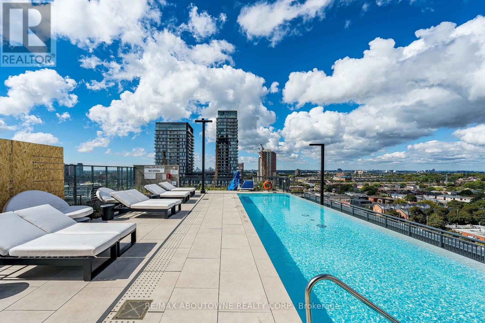 2703 - 1185 Dupont Street, Toronto, Ontario  M6H 0G5 - Photo 45 - W13845620