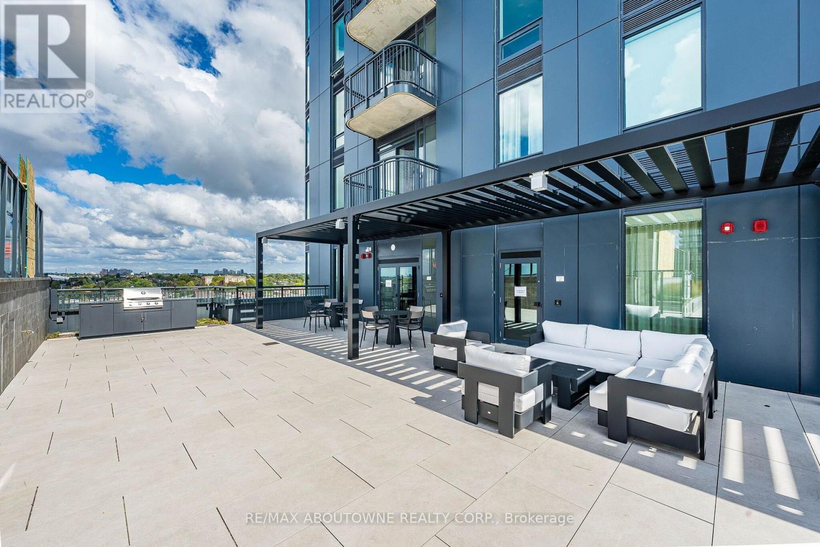 2703 - 1185 Dupont Street, Toronto, Ontario  M6H 0G5 - Photo 47 - W13845620