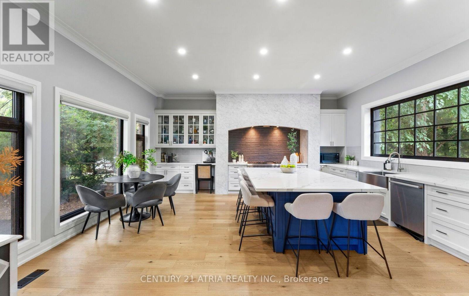 1617 ISLINGTON AVENUE, Toronto, Ontario