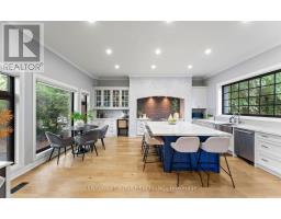 1617 ISLINGTON AVENUE, Toronto, Ontario
