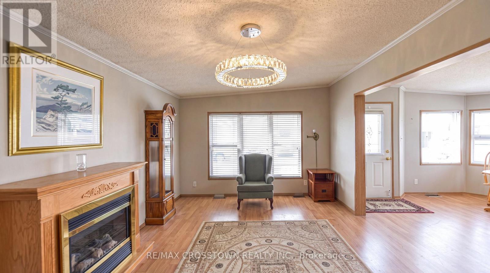 4101 Wesley Street, Severn, Ontario  L3V 0V4 - Photo 14 - S13501806