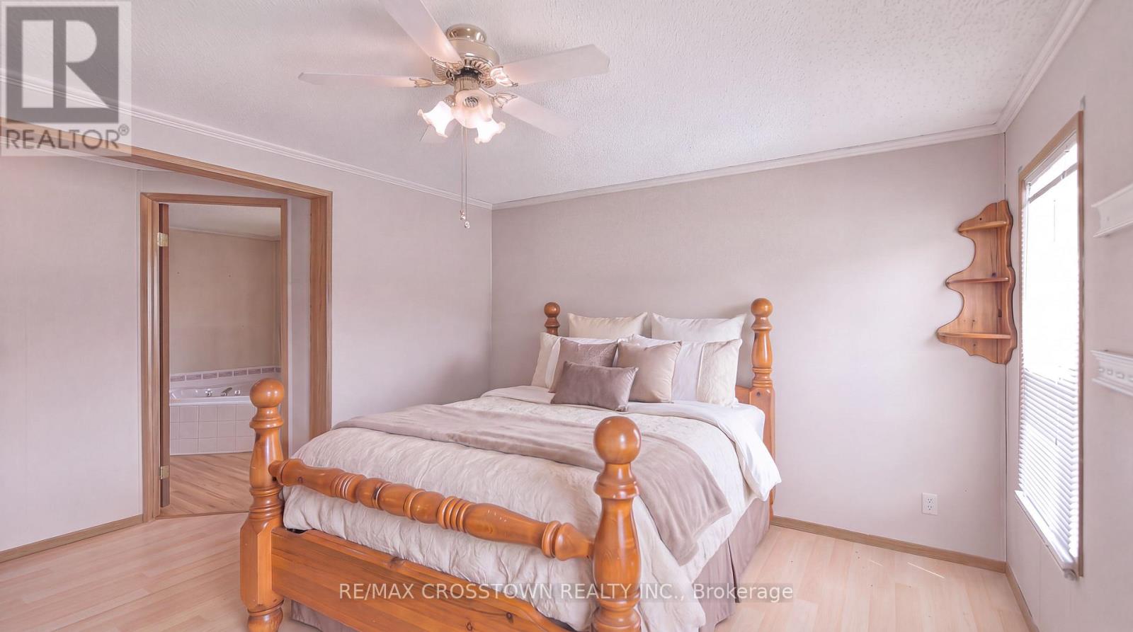 4101 Wesley Street, Severn, Ontario  L3V 0V4 - Photo 27 - S13501806