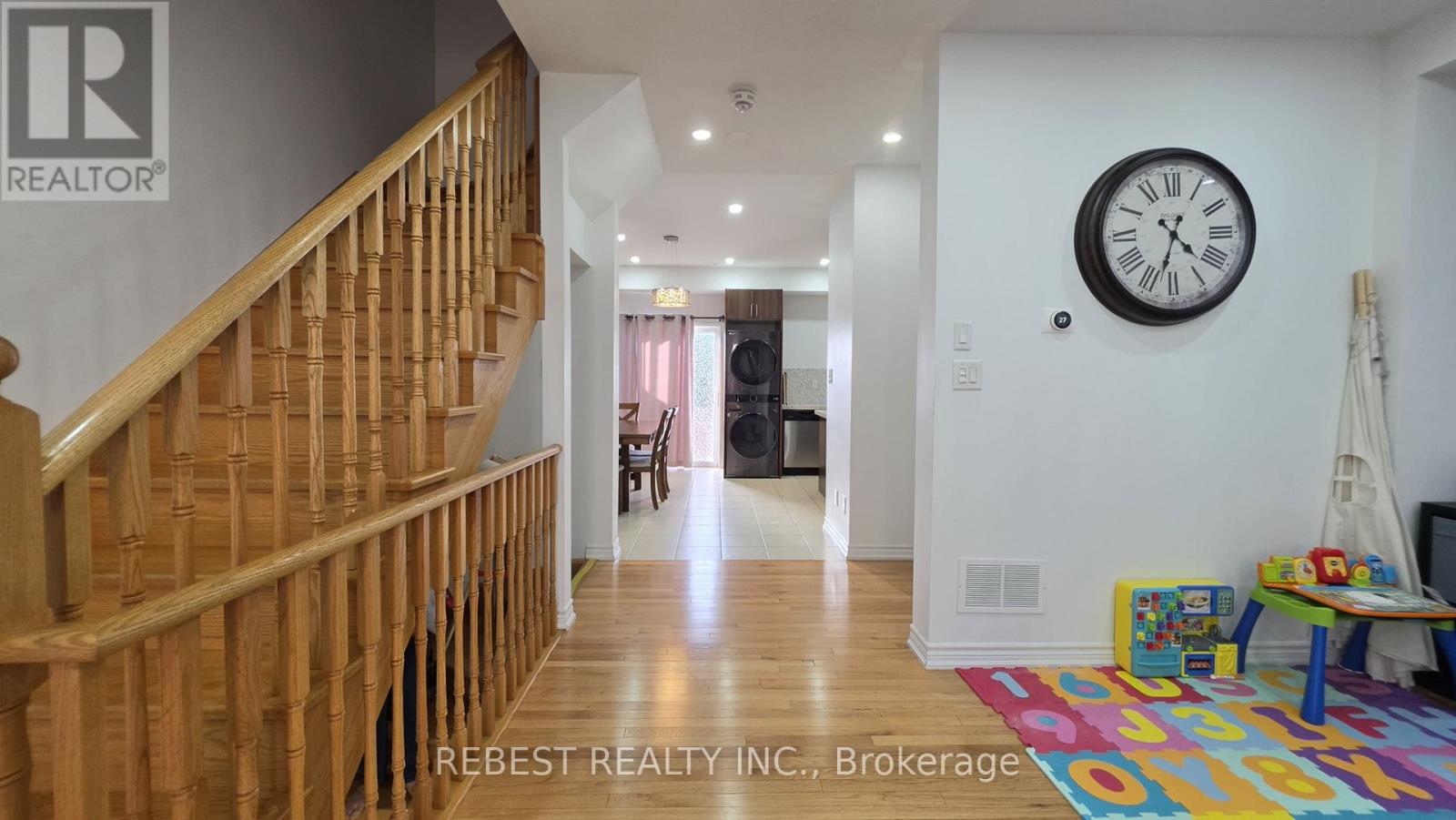 18 Aspen Hill Road, Brampton, Ontario  L6Y 6E3 - Photo 11 - W13845386