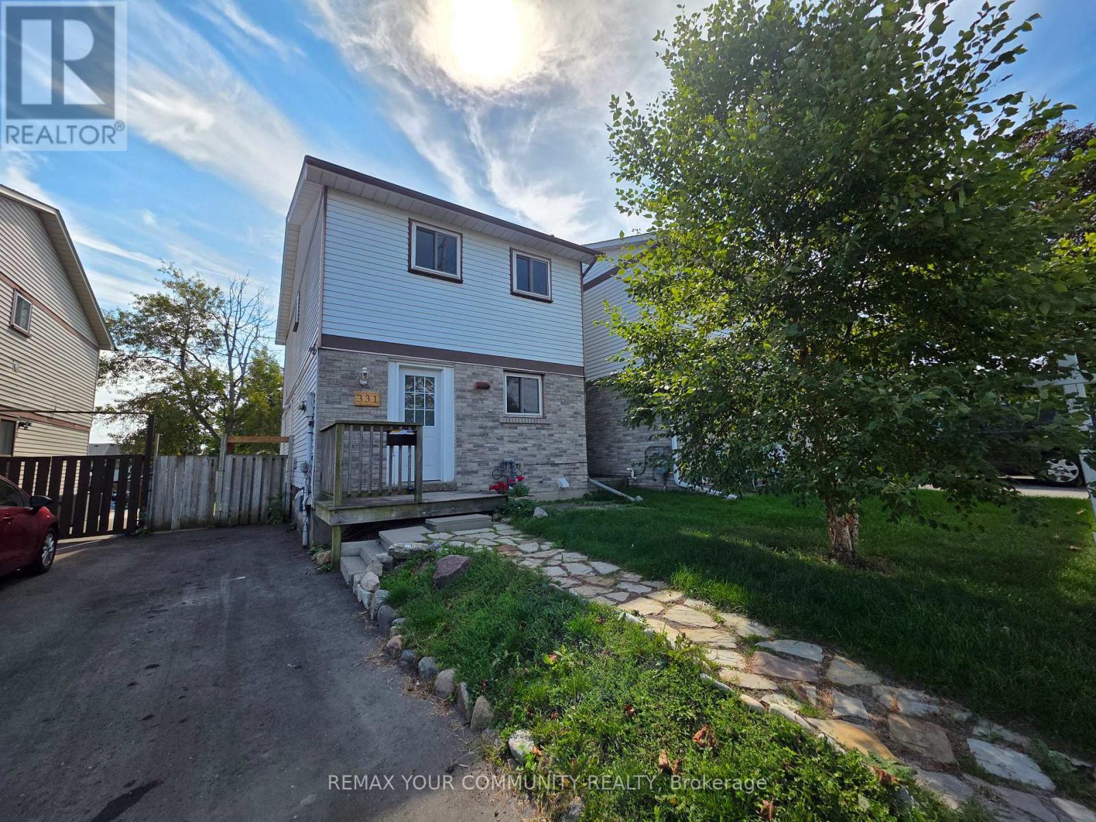 MAIN - 331 PHILLIP MURRAY AVENUE, Oshawa, Ontario