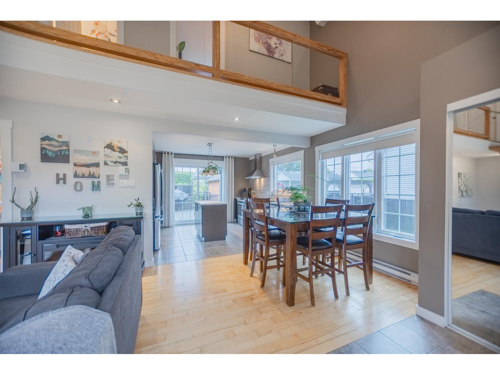 33 Rue Jutras Sorel-Tracy Quebec Canada J3P7Z9 4