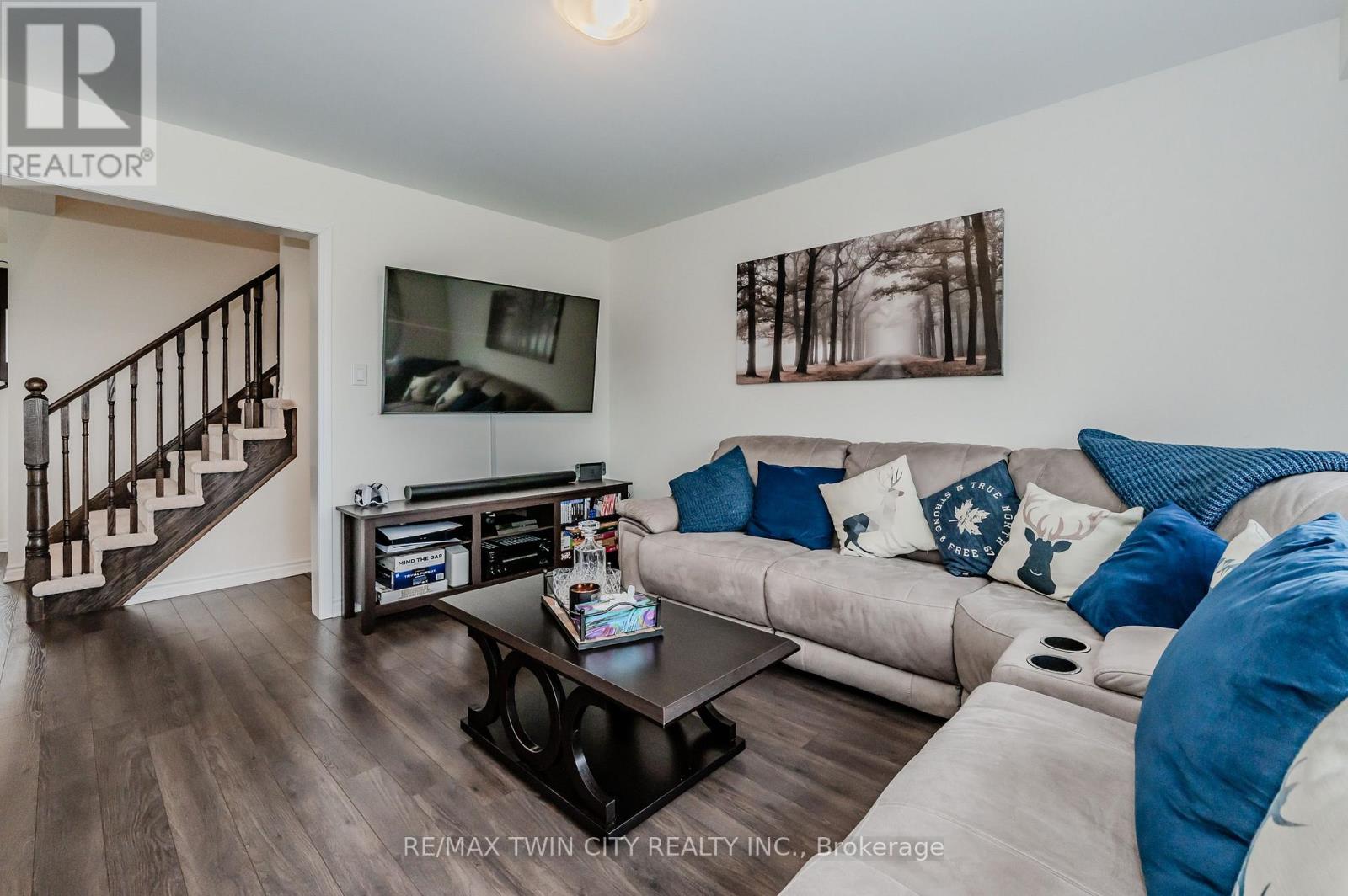 112 Watermill Street, Kitchener, Ontario  N2P 0H3 - Photo 10 - X13845696