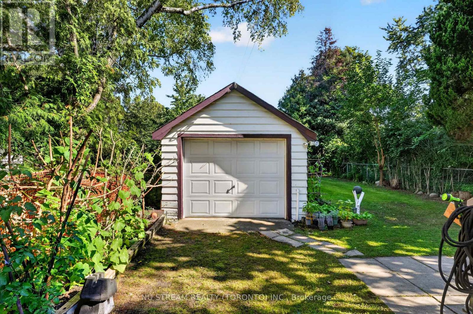 9 Manning Street, St. Catharines, Ontario  L2R 5Z4 - Photo 48 - X13845714
