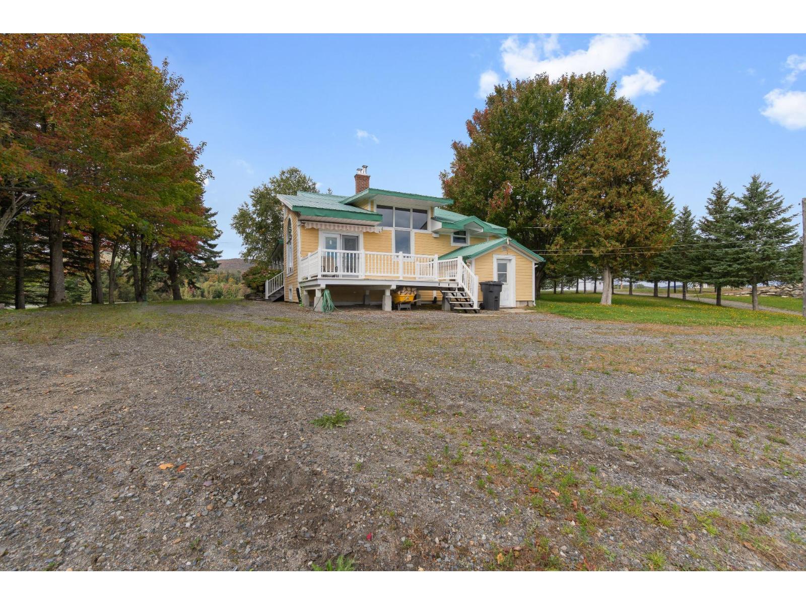 399Z Rg Clinton Saint-Augustin-de-Woburn Quebec Canada G0Y1R0 4