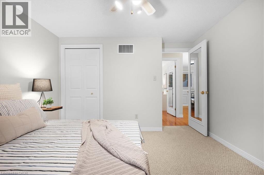 37 Bourbon Court, Hamilton, Ontario  L9B 2E9 - Photo 31 - 40862556