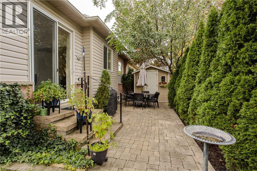 2243 Turnberry Road Unit# 51, Burlington, Ontario  L7M 4Y6 - Photo 3 - 40867225