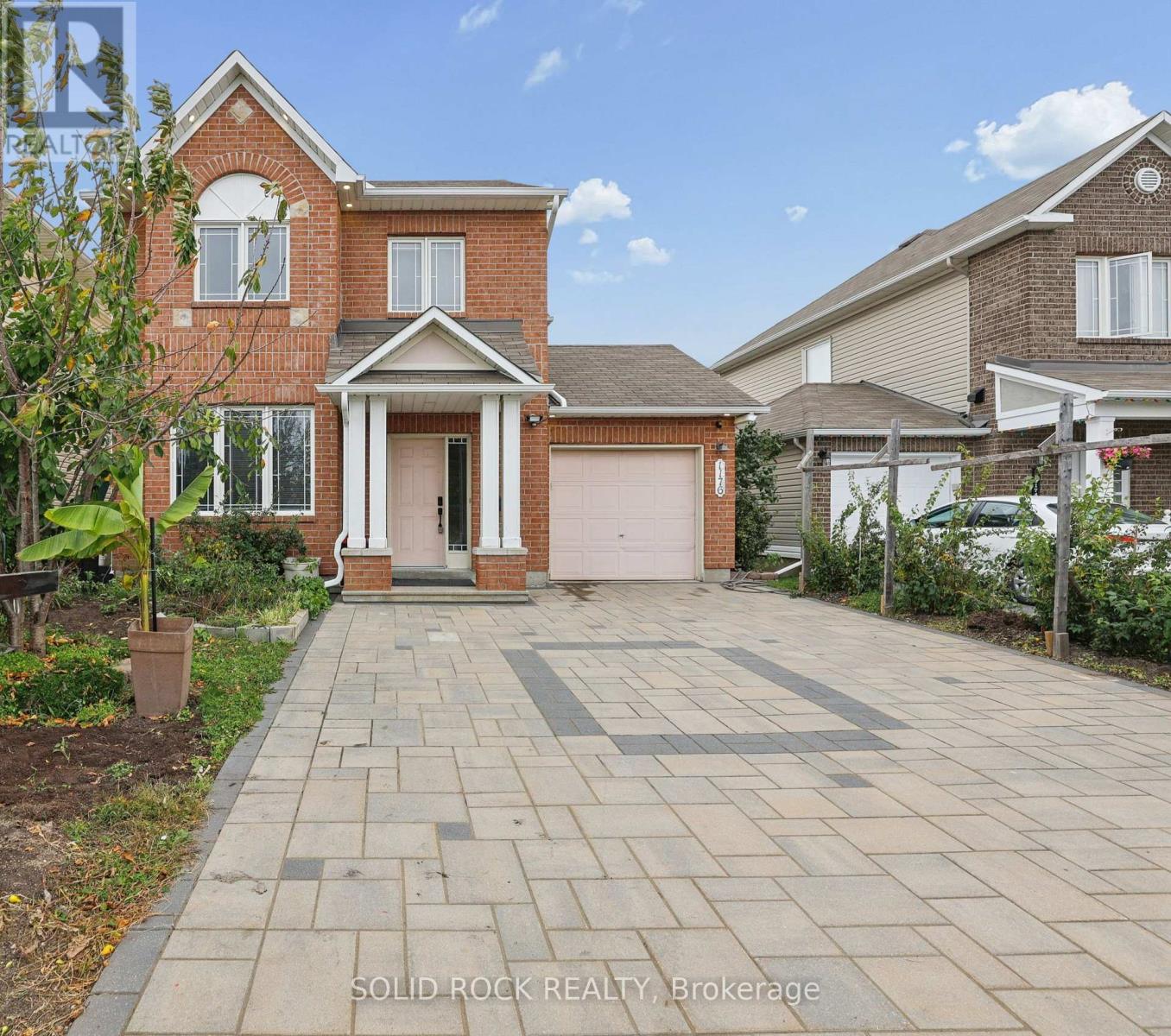 1176 Halton Terrace, Ottawa, Ontario K2W 1H1 - Photo 3 - X13845780