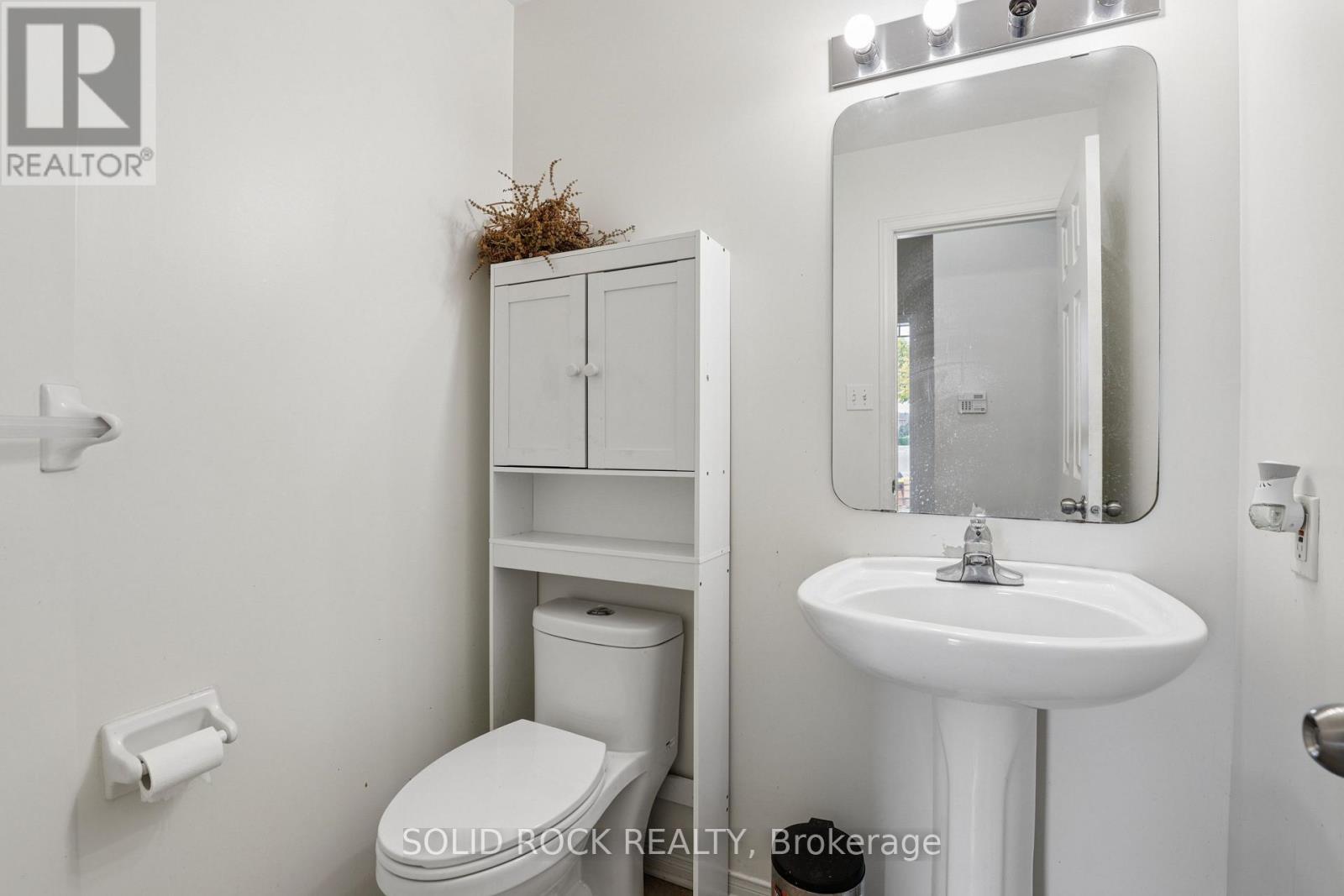 1176 Halton Terrace, Ottawa, Ontario K2W 1H1 - Photo 5 - X13845780