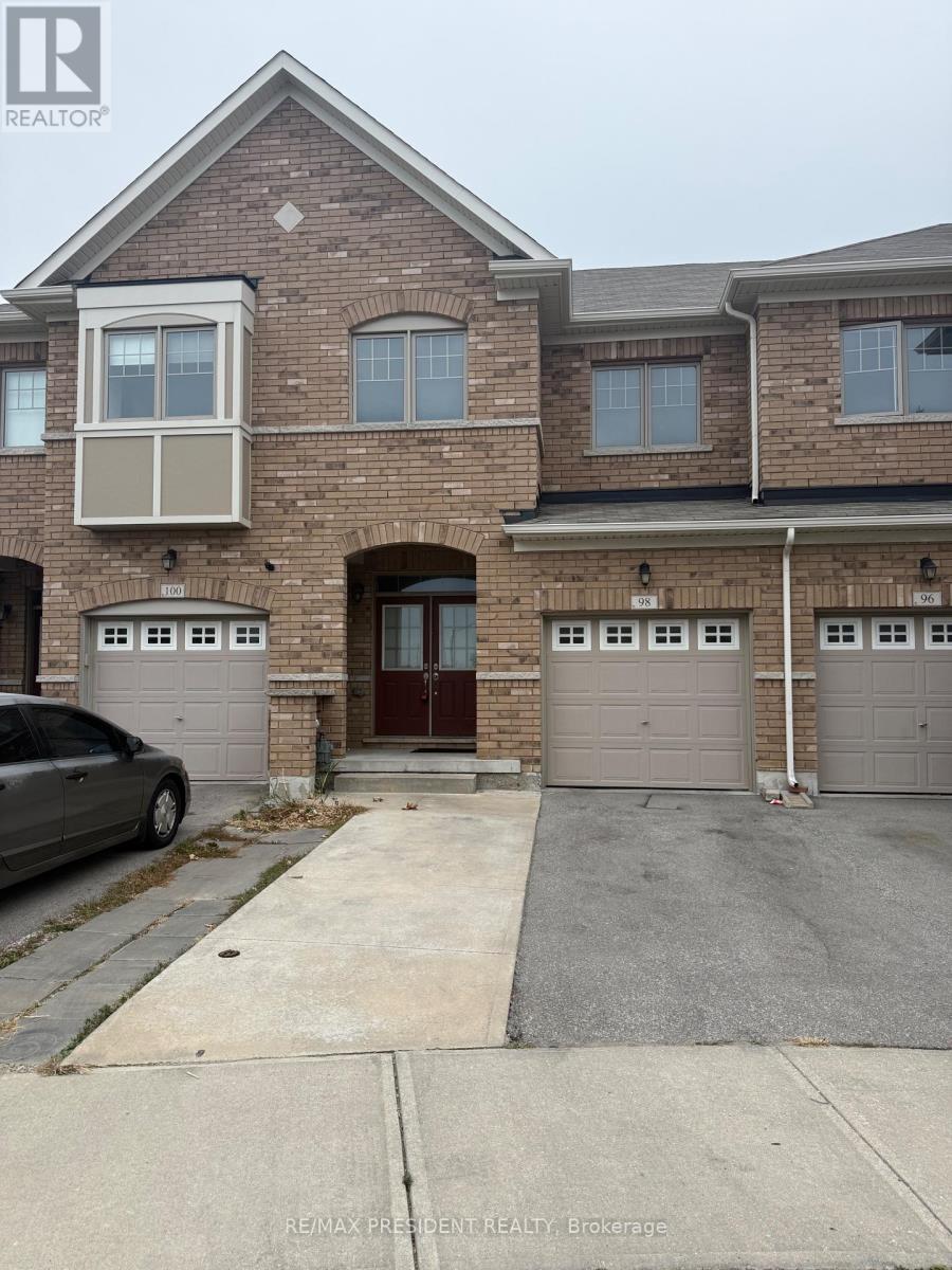98 DAVENFIELD CIRCLE, Brampton, Ontario