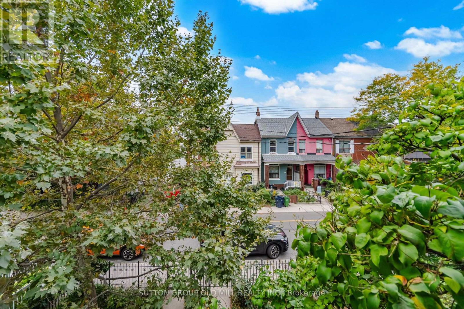 111 Palmerston Avenue, Toronto, Ontario  M6J 2J2 - Photo 18 - C13845778