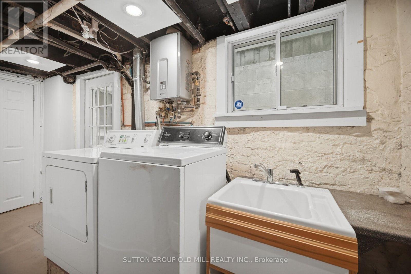 111 Palmerston Avenue, Toronto, Ontario  M6J 2J2 - Photo 26 - C13845778