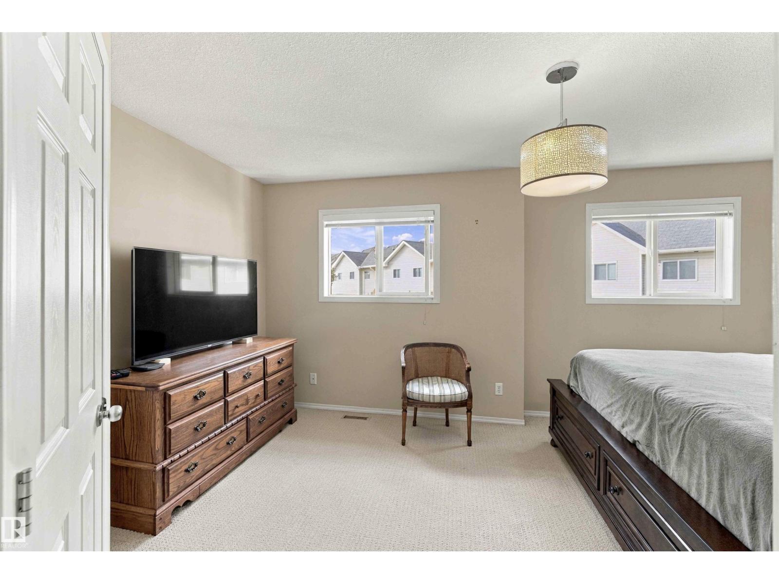 #119 150 EDWARDS DR SW