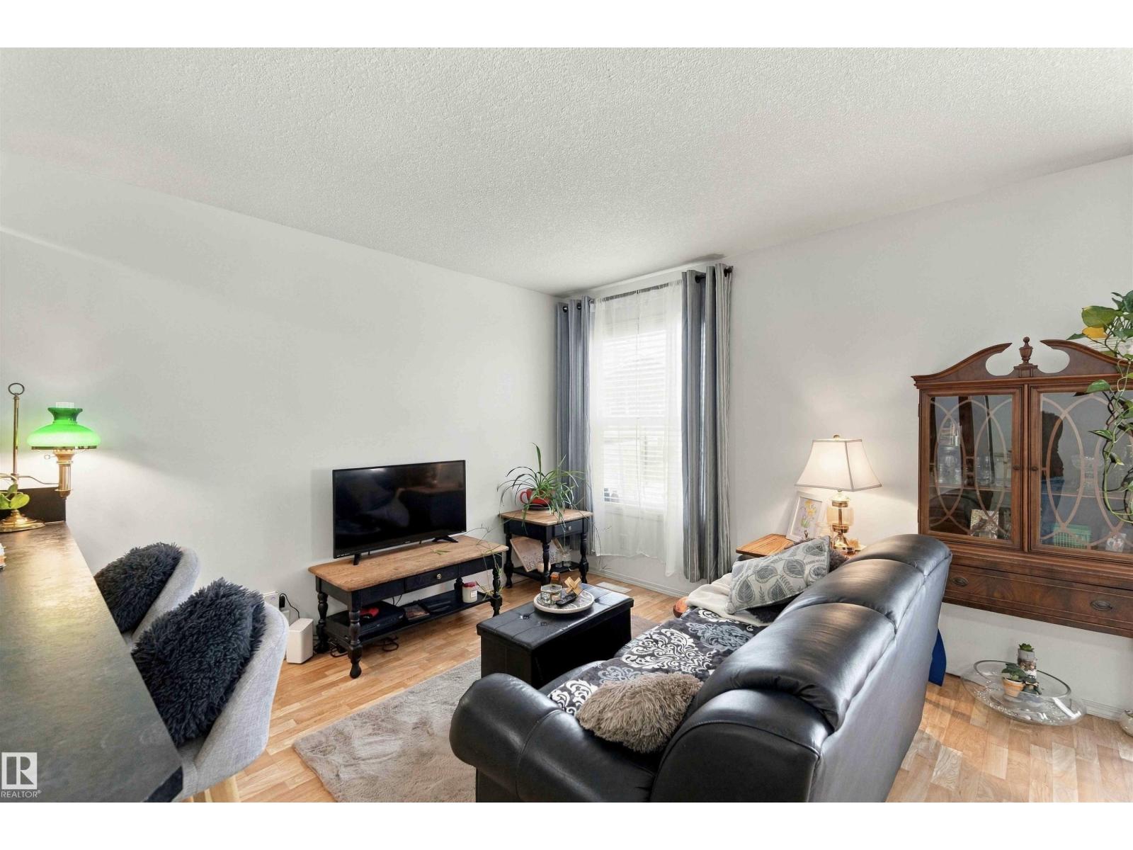 #119 150 EDWARDS DR SW