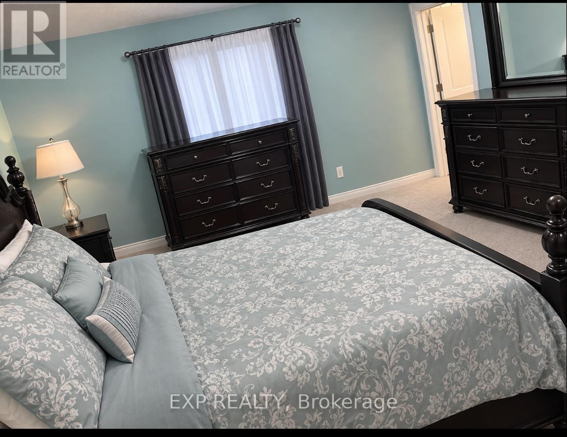 10 Waterstone Way, Whitby, Ontario  L1N 0M3 - Photo 7 - E13845740
