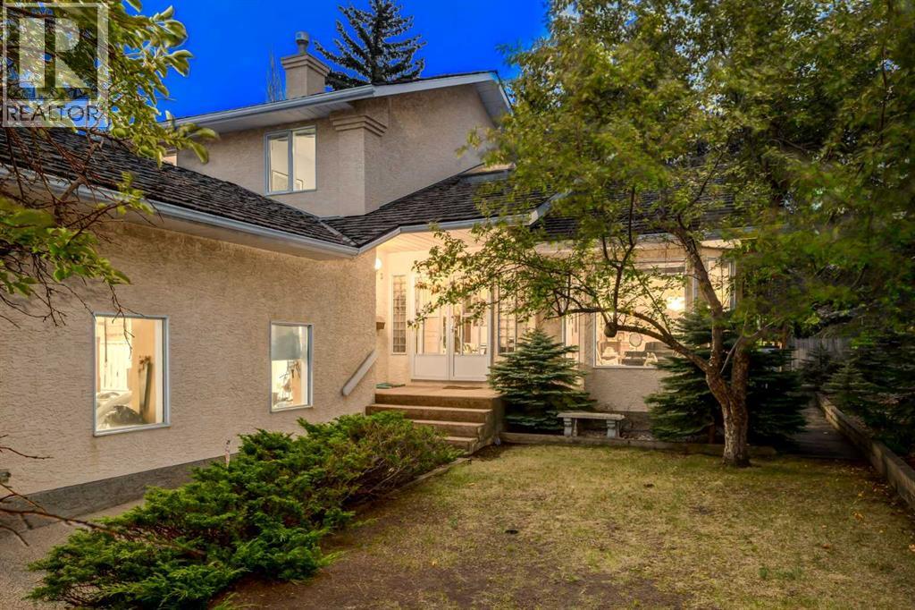 660 Coach Grove Road Sw, Calgary, Alberta  T3H 1C6 - Photo 3 - A2339456
