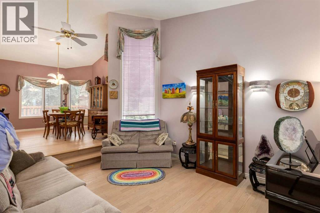 660 Coach Grove Road Sw, Calgary, Alberta  T3H 1C6 - Photo 25 - A2339456
