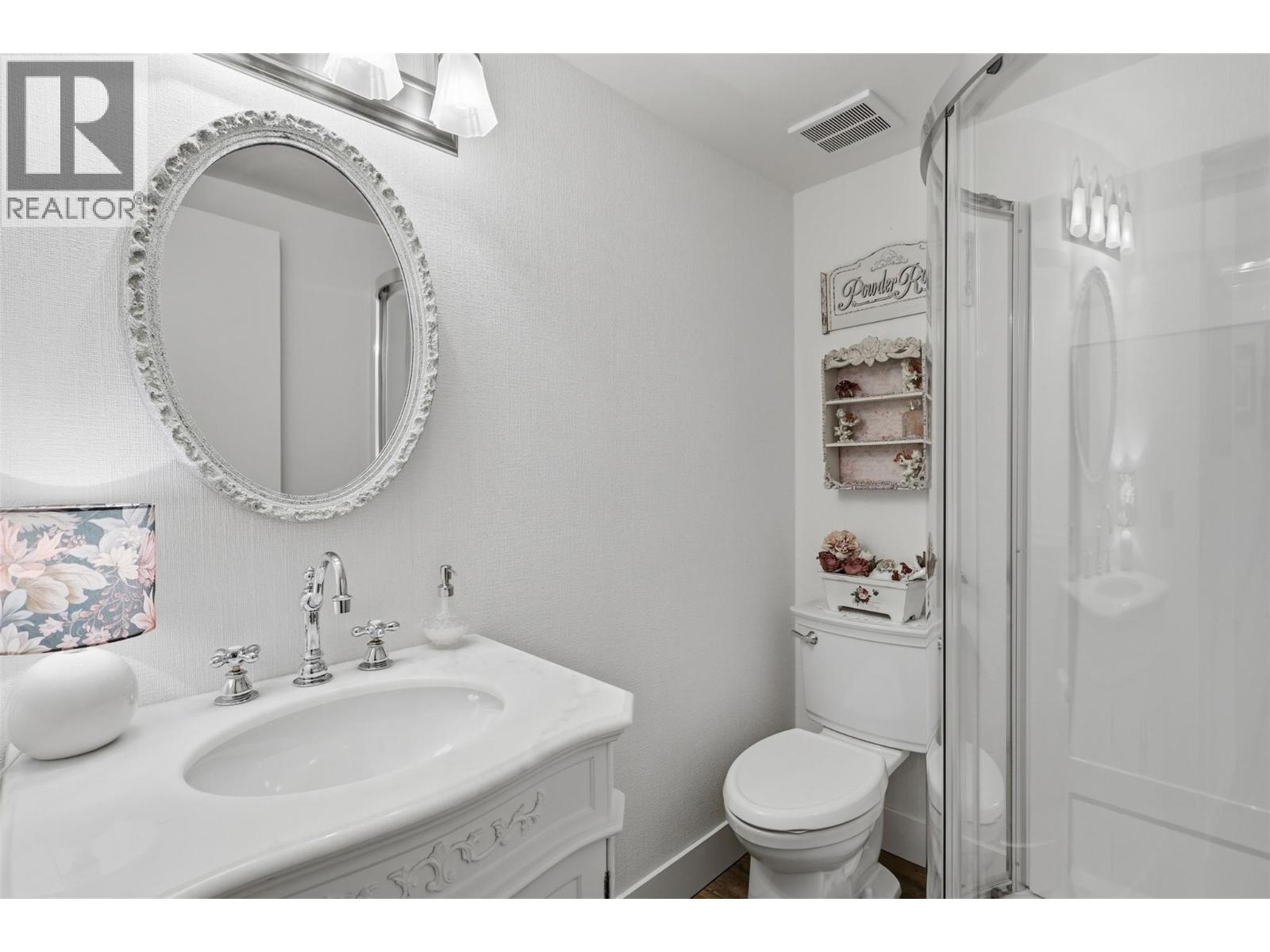 1795 Summit Drive Unit# 11, Kamloops, British Columbia  V2E 2E8 - Photo 17 - 10402154
