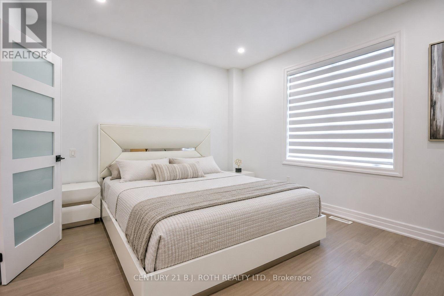 41 Auburn Court, Barrie (Ardagh), Ontario  L4N 6G9 - Photo 11 - S13845746