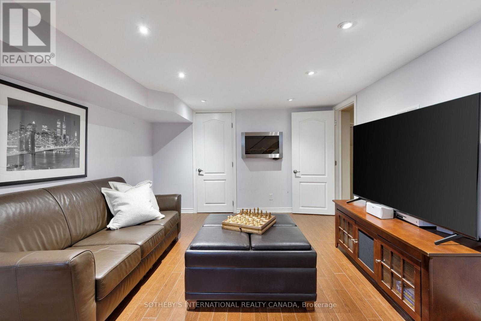145 Brentwood Road N, Toronto, Ontario  M8X 2C8 - Photo 24 - W13844704