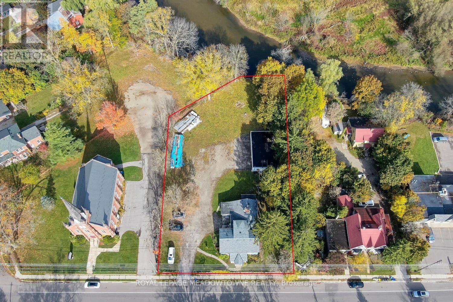 503 Guelph Street, Halton Hills, Ontario  L0P 0A2 - Photo 1 - W13845738