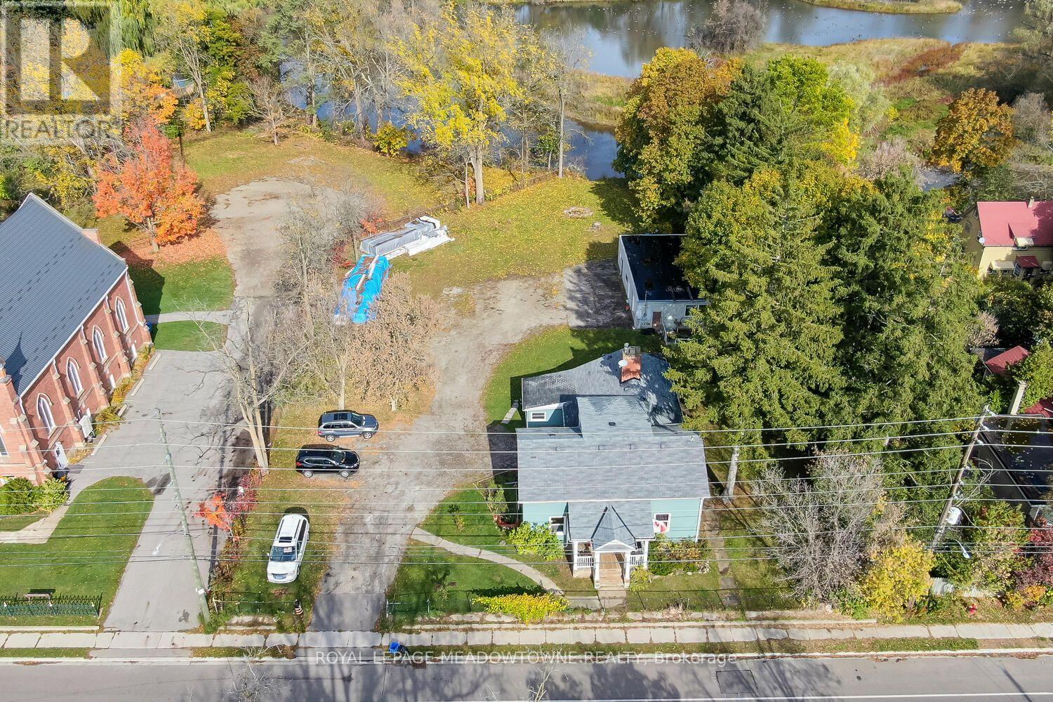 503 Guelph Street, Halton Hills, Ontario  L0P 0A2 - Photo 4 - W13845738