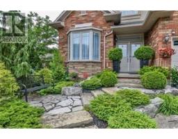 480 HAMILTON DRIVE, Hamilton, Ontario