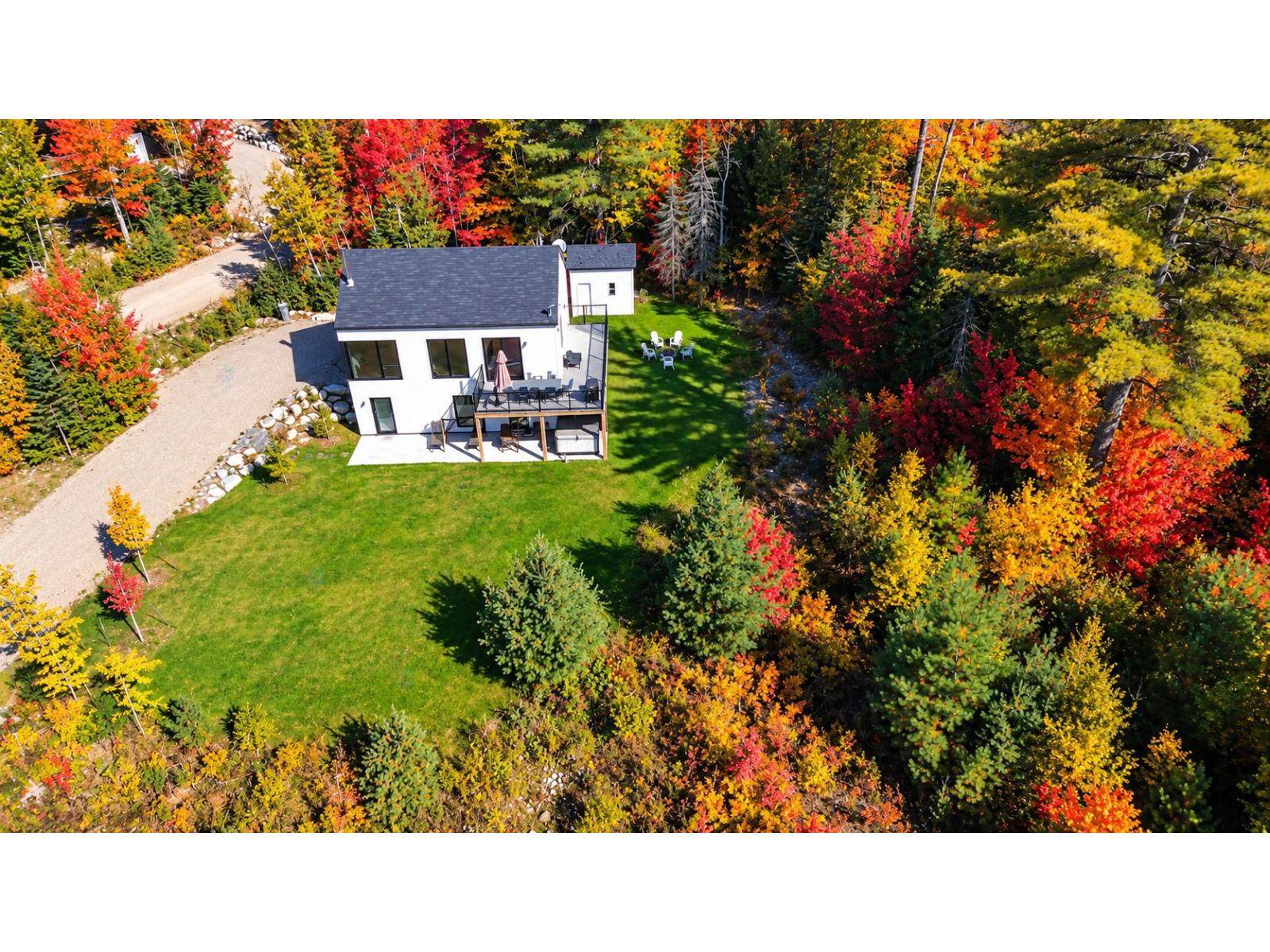 110 Rue du Boisé-Royal Saint-Côme Quebec Canada J0K2B0 2