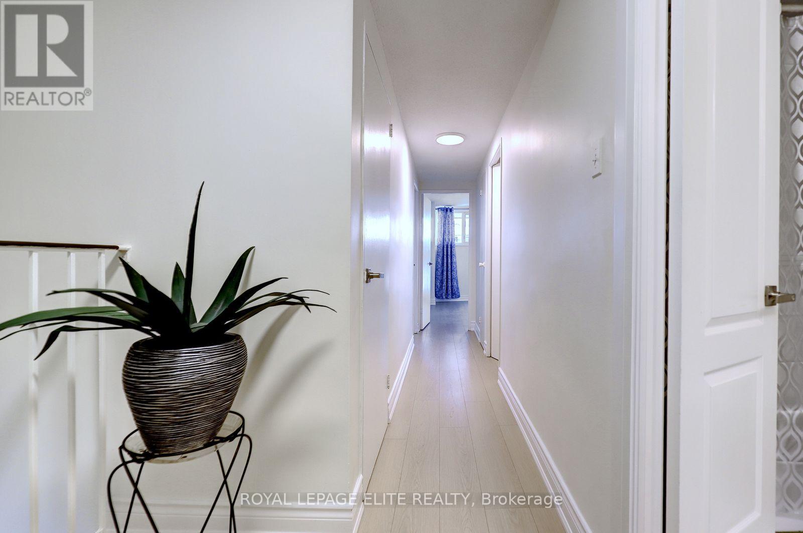 250 - 2 Valhalla Inn Road, Toronto, Ontario  M9B 6C3 - Photo 22 - W13844930