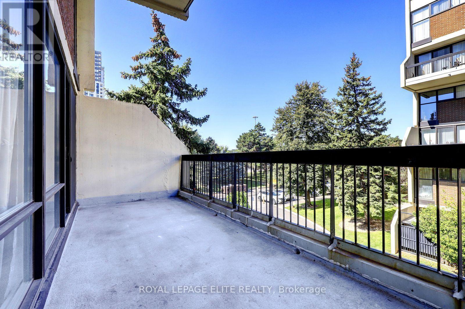250 - 2 Valhalla Inn Road, Toronto, Ontario  M9B 6C3 - Photo 19 - W13844930