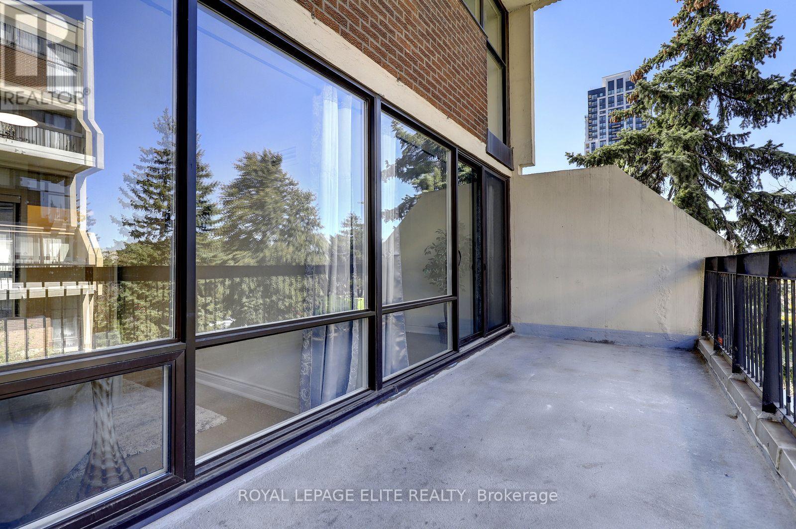 250 - 2 Valhalla Inn Road, Toronto, Ontario  M9B 6C3 - Photo 20 - W13844930