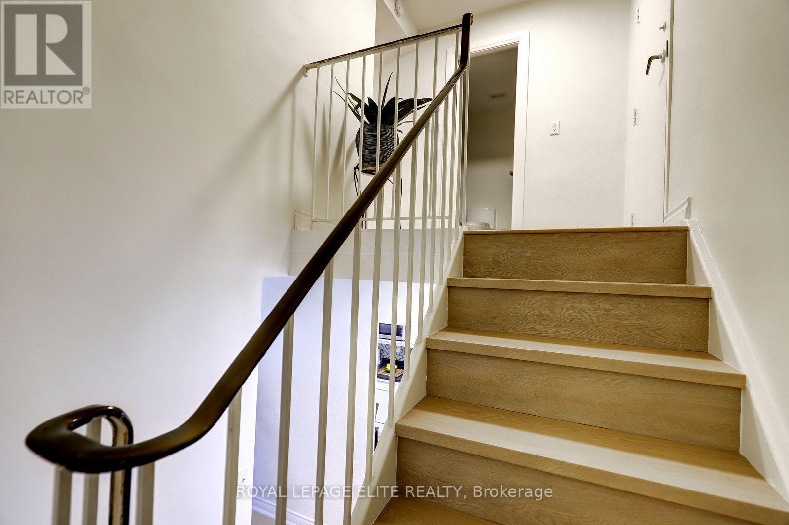 250 - 2 Valhalla Inn Road, Toronto, Ontario  M9B 6C3 - Photo 21 - W13844930