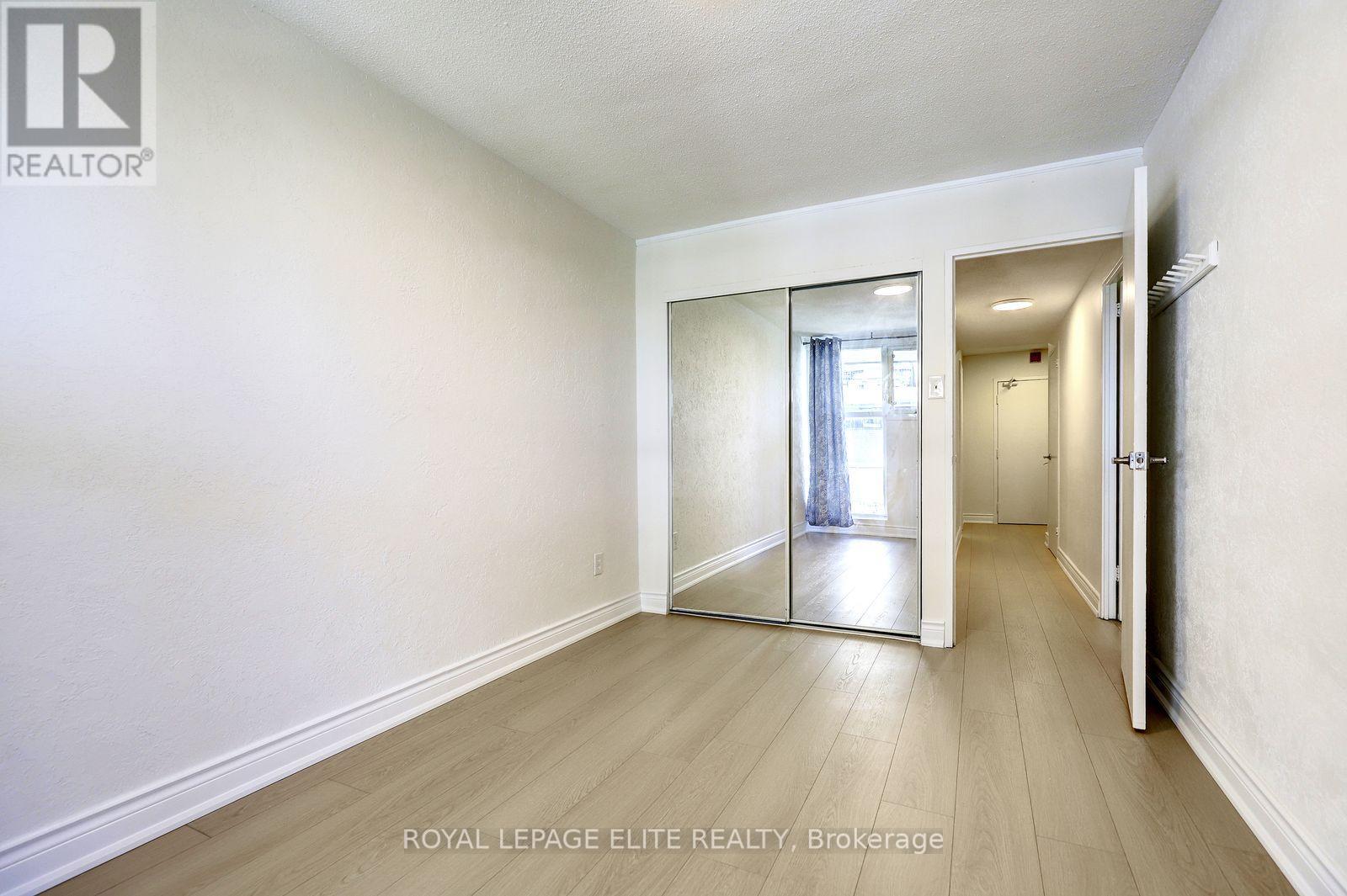 250 - 2 Valhalla Inn Road, Toronto, Ontario  M9B 6C3 - Photo 24 - W13844930