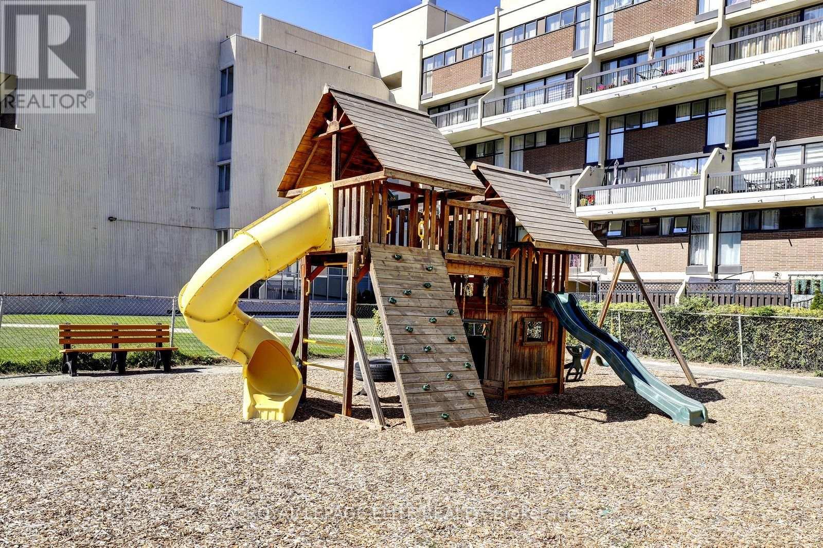 250 - 2 Valhalla Inn Road, Toronto, Ontario  M9B 6C3 - Photo 43 - W13844930