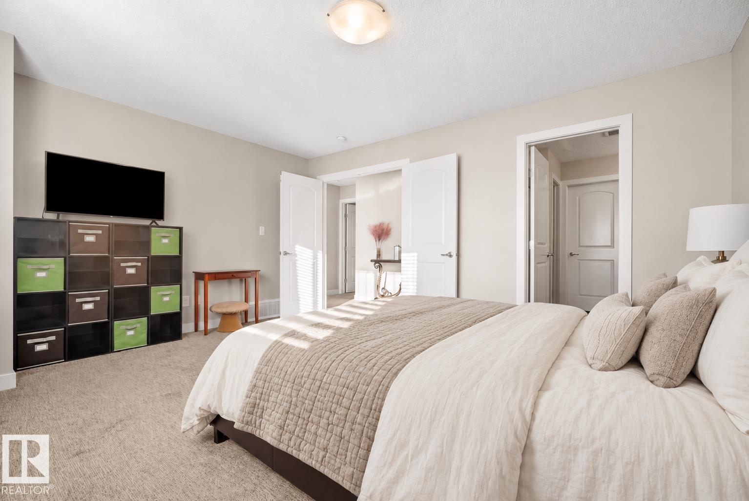 #61 1005 GRAYDON HILL BV SW