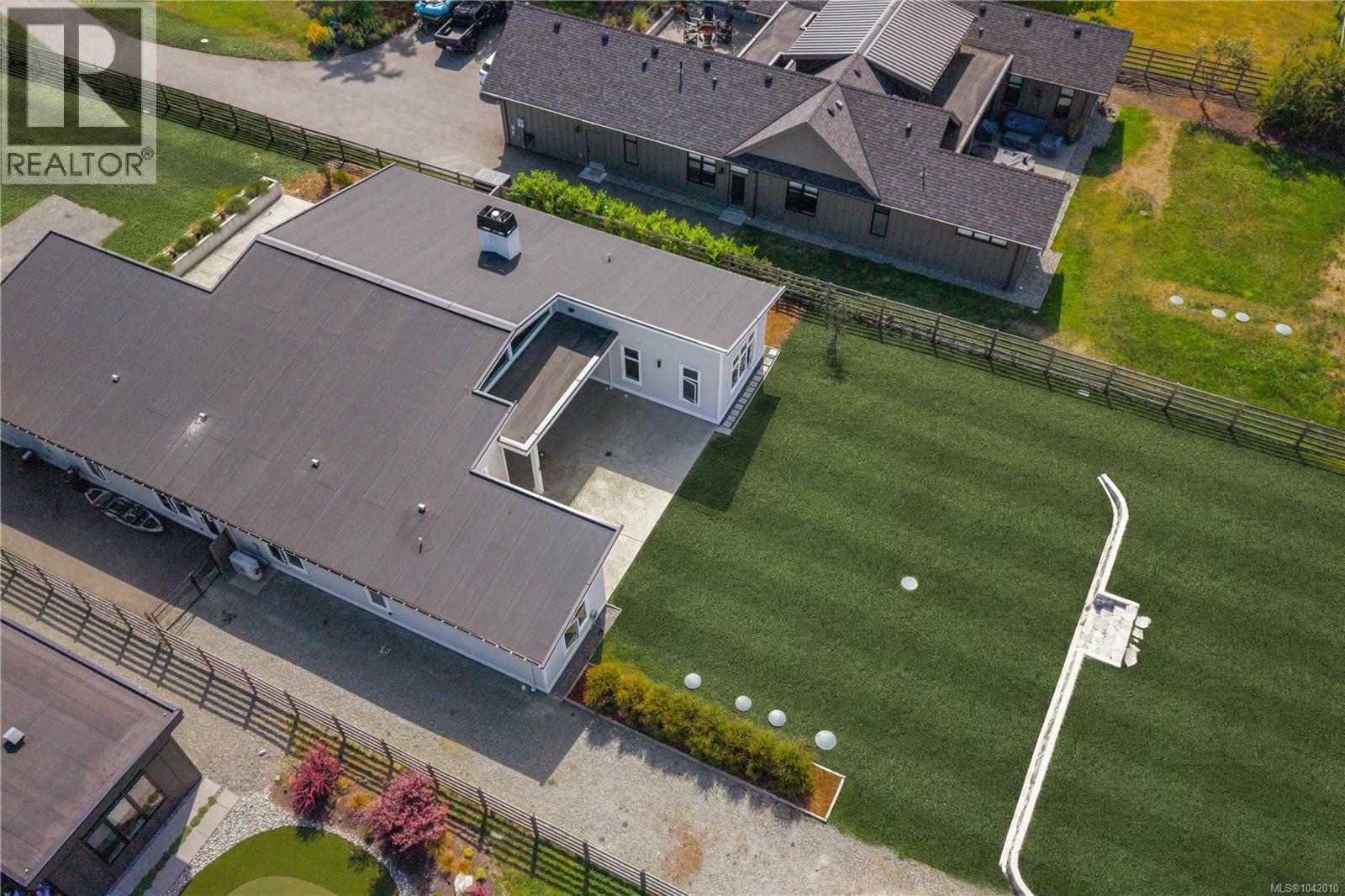 846 Birch Rd, North Saanich, British Columbia  V8L 5R9 - Photo 4 - 1042010