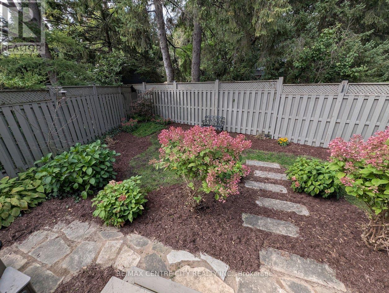 17 Clenray Place, London East, Ontario  N6A 3Y9 - Photo 41 - X13845752