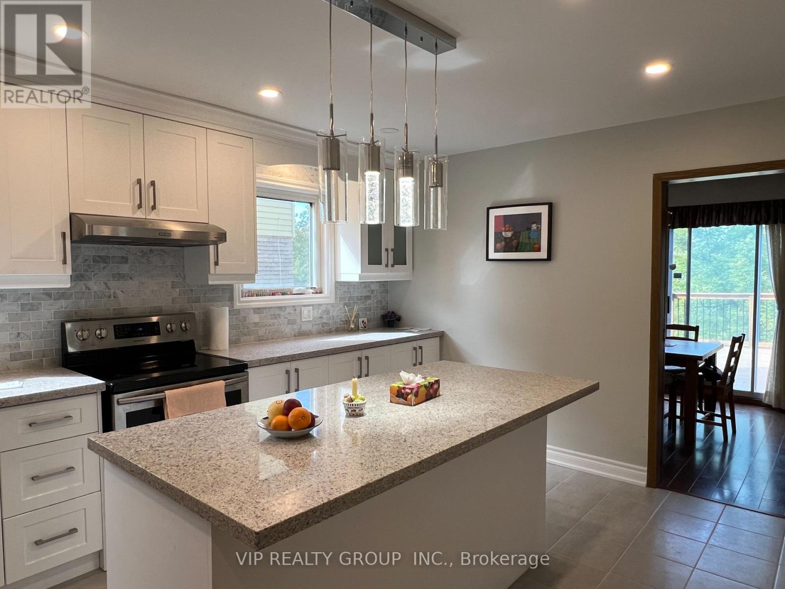 69 Yatesbury Road, Toronto, Ontario  M2H 1G1 - Photo 7 - C13845866