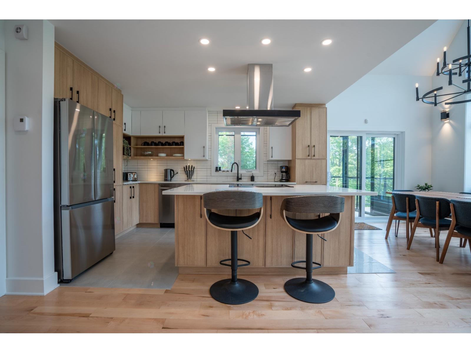 230 Rue de la Fromentière Saint-Alphonse-Rodriguez Quebec Canada J0K1W0 5