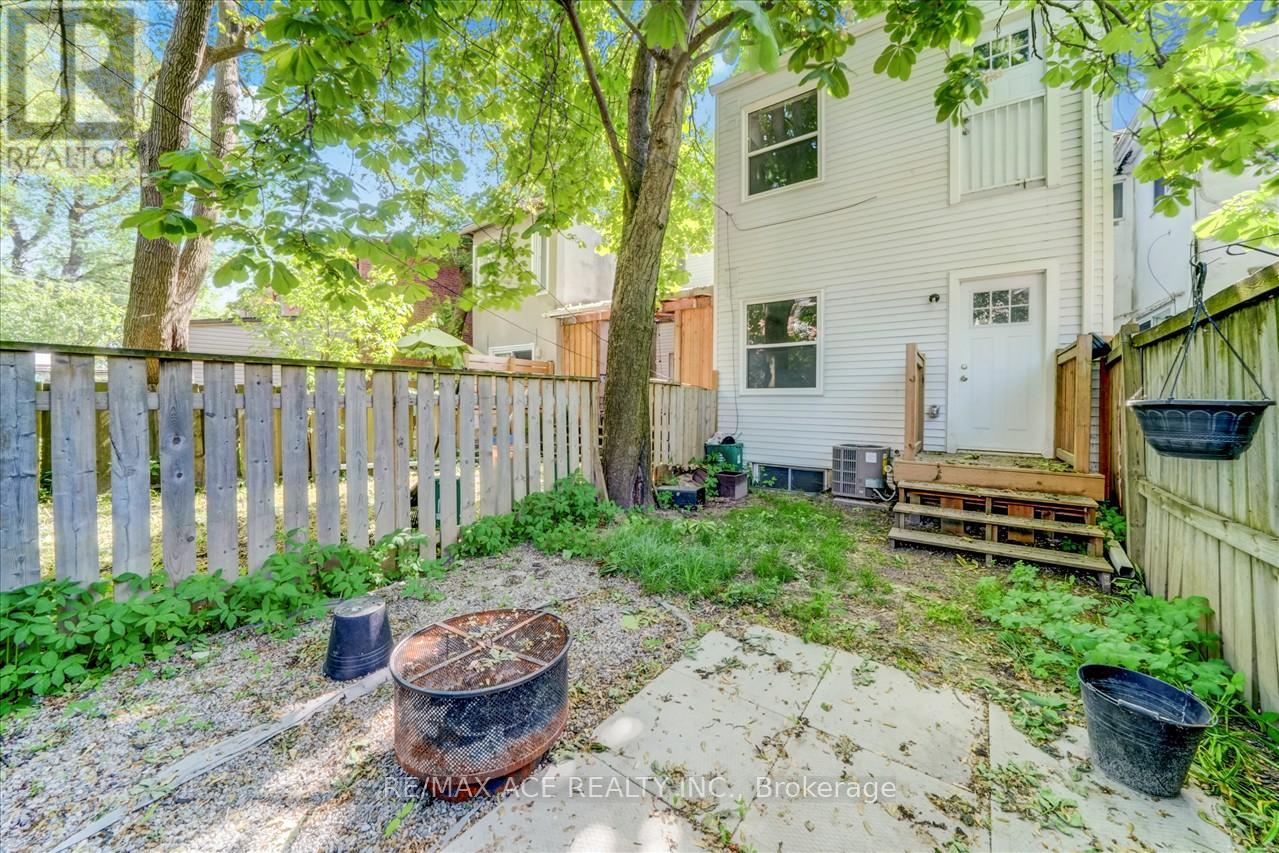 183 Munro Street, Toronto, Ontario  M4M 2B8 - Photo 26 - E13845906
