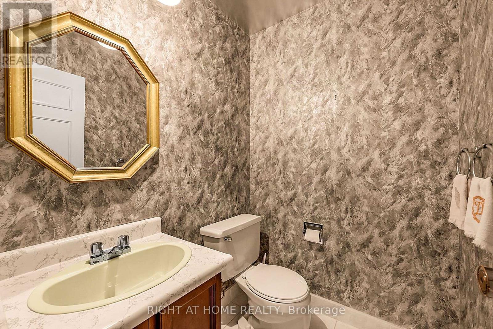 50 Mayvern Crescent, Richmond Hill, Ontario  L4C 5J4 - Photo 15 - N13845896