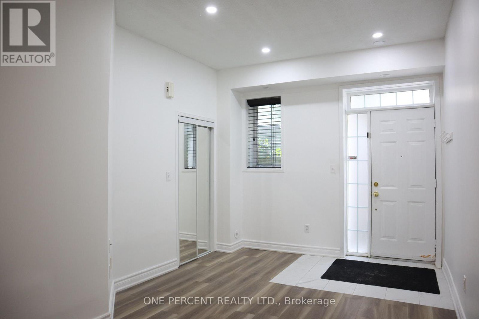 5 - 3055 Elmcreek Road, Mississauga, Ontario  L5B 4J9 - Photo 9 - W13845856