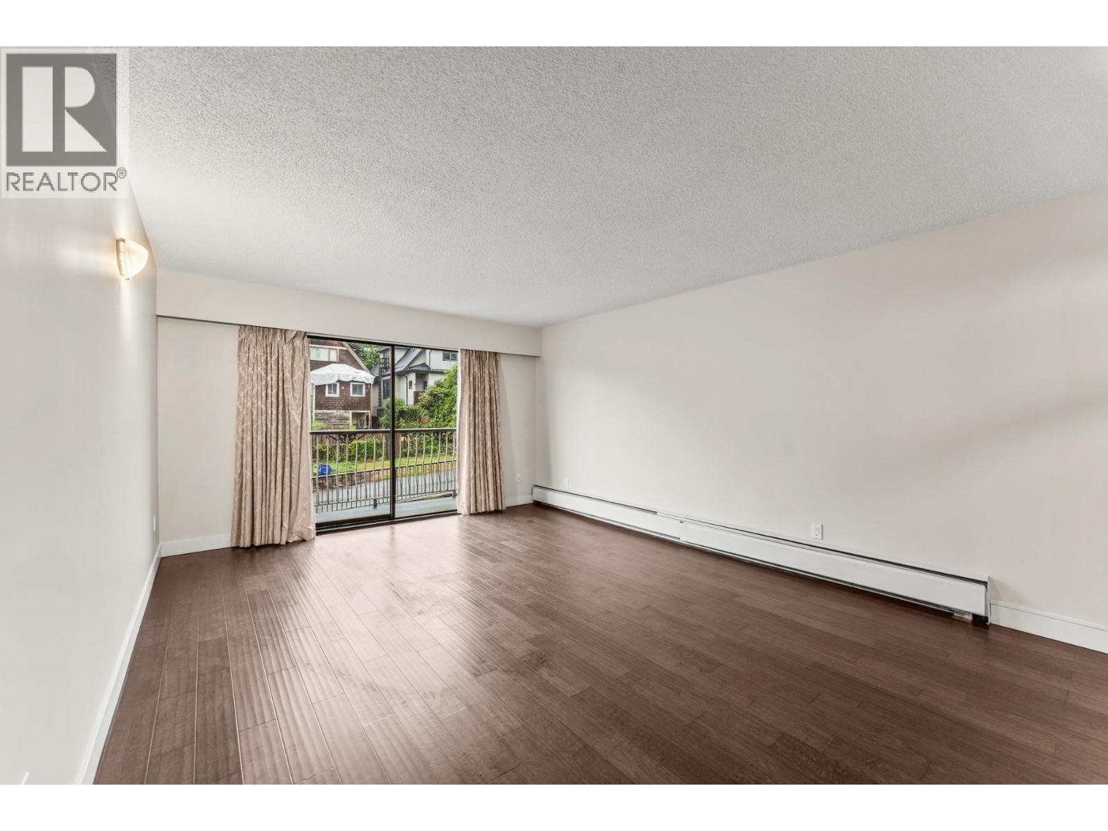 203 1611 E 3rd Avenue, Vancouver, British Columbia  V5N 1H1 - Photo 2 - R3170008